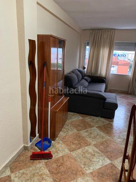 Foto 981612b7-737c-4a69-ab59-2f38db1922aa. Piso  en venta en la zona de comisaría hospital chip en Málaga