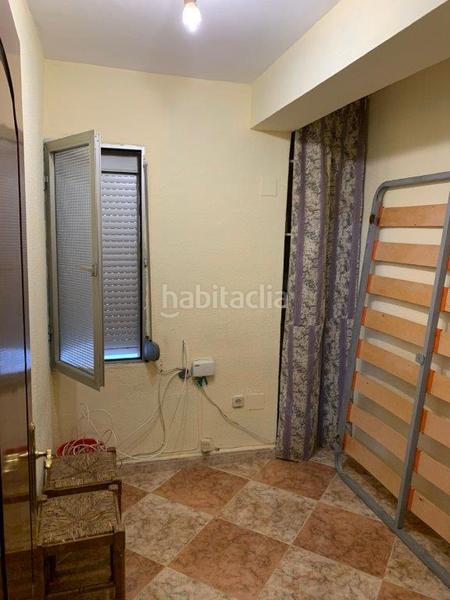 Foto c7e01a24-ccdb-48a9-9ad3-f7adace94b01. Piso  en venta en la zona de comisaría hospital chip en Málaga