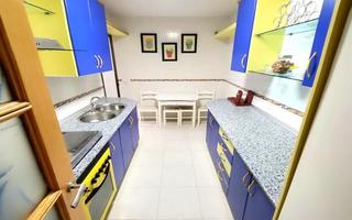 Affitto Appartamento in Cortijo Alto. Vivienda en alquiler de 4 dormitorios en la zona de cruz de humi