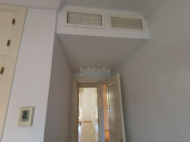 Foto 1109c6f0-7e75-4465-bf2b-400f16abf607. Rent flat with heating parking pool in El Atabal Málaga