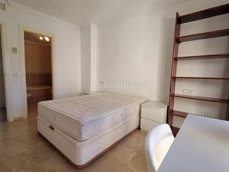 Foto eeac908c-8f63-4b31-ace7-2a9d27d4839f. Rent flat with heating parking pool in El Atabal Málaga