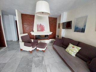 Casa aparellada a Centro. Se vende casa en pleno centro de nuestra bella ciudad de estepon