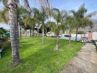 Rural plot in Altos de Estepona. Se vende parcela de 3600m2 con varias construcciones legalizadas