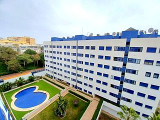 Affitto Attico in Puerto de Estepona. Espectacular ático en alquiler  junto al puerto deportivo de est
