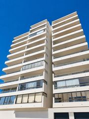 Lloguer Pis a Puerto de Estepona. Espectacular alquiler piso en primera línea