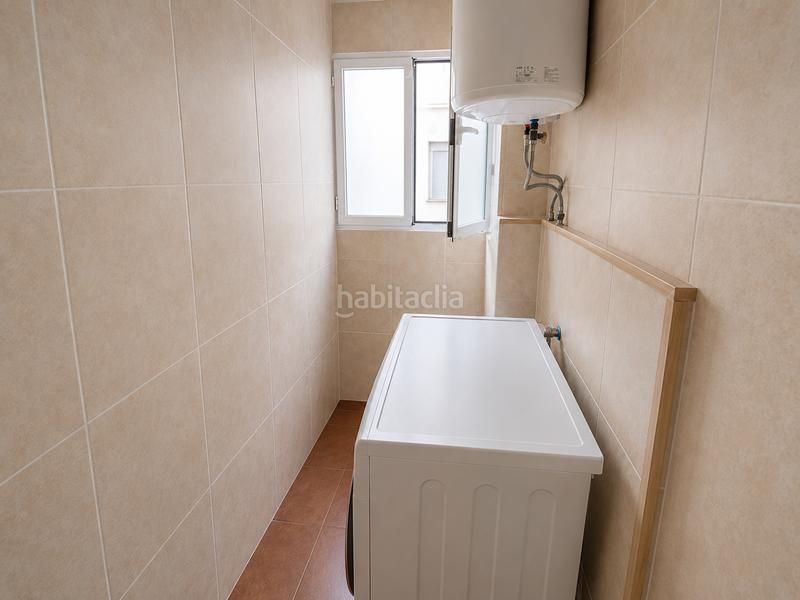 Foto a9bd12f1-def5-416c-bf0b-fe5b7589d79c. Pis a San Luis de Sabinillas Manilva