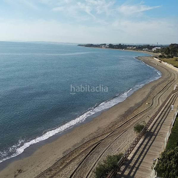Foto fe7138f6-e40a-4745-89af-1c354cae829b. Pis amb calefacció a Guadalmansa Estepona