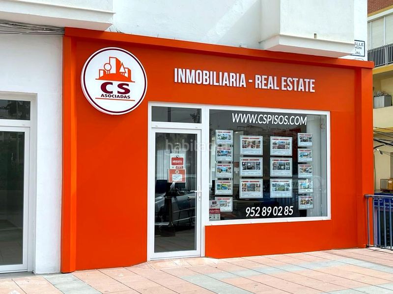 Foto 732f4ceb-afaa-4b36-b82b-09b3c770c4a2. Aparcament cotxe a San Luis de Sabinillas Manilva