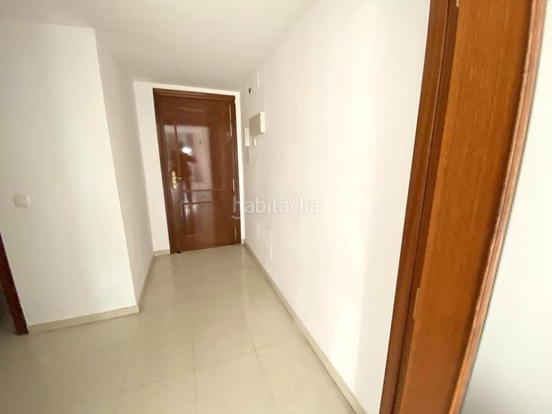 Foto b496e933-8864-4056-9d6e-72563357a0d4. Pis amb calefacció aparcament piscina a Teatinos Málaga