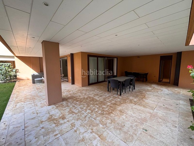 Foto 165d7fac-3d52-4ad9-b48f-d974fb758eed. Pis amb calefacció aparcament piscina a puerto de Sotogrande-la marina Sotogrande