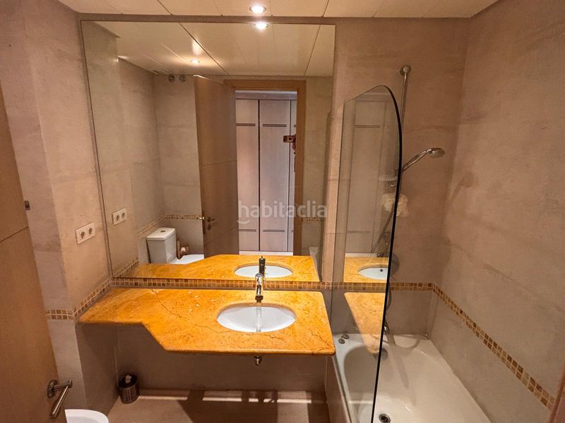 Foto db52f6c5-80d3-4ba2-ba96-69f380da25e8. Pis amb calefacció aparcament piscina a puerto de Sotogrande-la marina Sotogrande