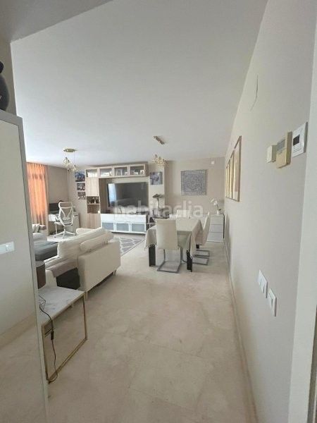 Foto 142000bc-19d8-4064-9e91-710cc5d0e09f. Pis amb calefacció aparcament piscina a Chullera Manilva