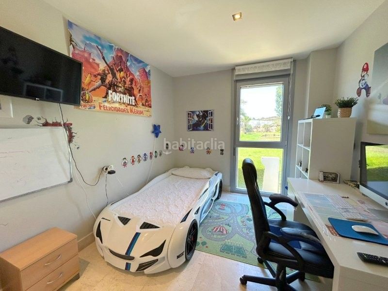 Foto 5a067747-66cd-4b63-8b67-1de18fc97b26. Pis amb calefacció aparcament piscina a Chullera Manilva