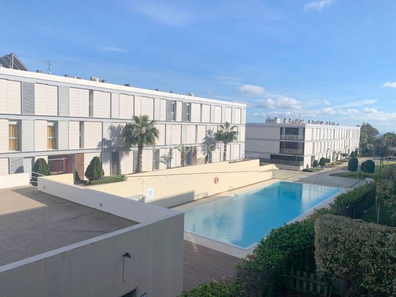 Foto c3ca3877-9e4c-4a95-af2f-4efa8b7af399. Pis amb calefacció aparcament piscina a Chullera Manilva