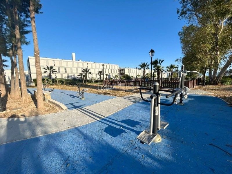 Foto c90db9a9-435c-4b26-b30e-33ecf00f543f. Pis amb calefacció aparcament piscina a Chullera Manilva