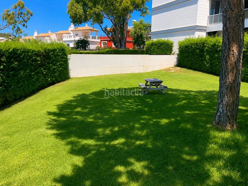 Foto d9efb3f4-a1a6-4d3d-aef5-c8190b3f009b. Pis amb calefacció aparcament piscina a Chullera Manilva
