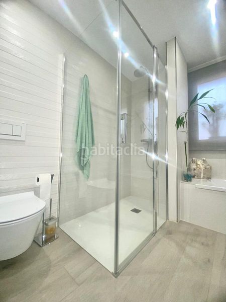 Foto 13391faf-532c-4b2f-a969-4807a408a850. Casa aparellada amb calefacció aparcament a San Alberto - La Alcubilla - Florisol Málaga