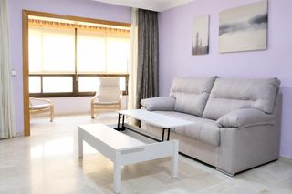 Affitto Appartamento in El Tejar - Hacienda Bizcochero. Amplio piso con   4 habitaciones, 2 baños, amueblado.