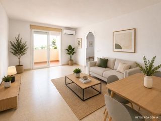 Etagenwohnung en San Luis de Sabinillas. Precioso y c�modo piso c�ntrico. rodeado de todos los servicios