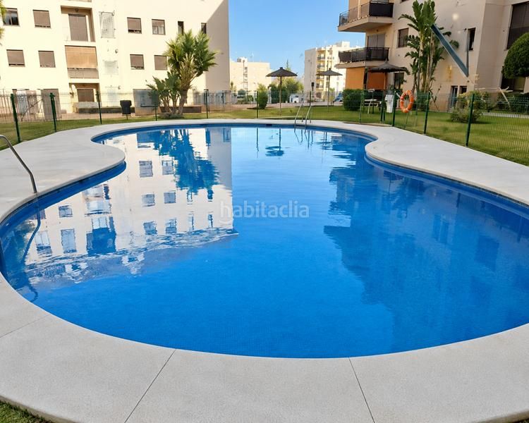 Foto ea2777bc-badd-4359-b314-8b13e64331fd. Pis amb piscina a San Luis de Sabinillas Manilva