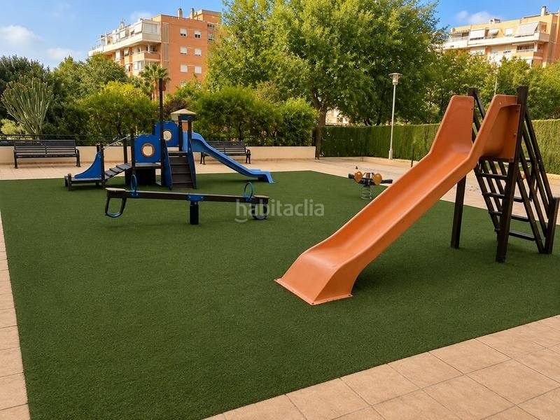 Foto fdc47ba8-6279-4246-be3f-f4776a806827. Pis amb calefacció aparcament piscina a El Consul - Ciudad Universitaria - El Romeral Málaga