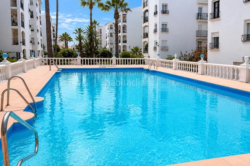 Foto b2a86928-c065-4205-8585-0ed7930124d1. Pis amb piscina a San Luis de Sabinillas Manilva