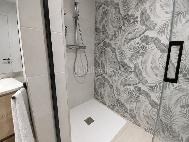 Foto 3a3b3198-fc45-4c44-8b37-e9de3230aa2c. Pis amb calefacció aparcament piscina a La Duquesa Manilva