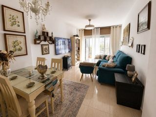 Etagenwohnung en San Luis de Sabinillas. Estupendo piso en venta en sabinillas