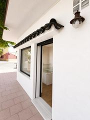 Local Comercial en Centro. Venta local comercial totalmente reformado y en funcionamiento