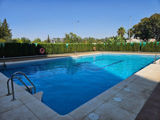 Etagenwohnung en El Consul - Ciudad Universitaria - El Romeral. Exclusiva vivienda de 4 d. con piscina,  y vistas despejadas en