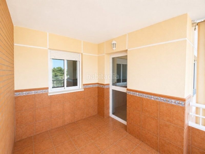 Foto 0468d566-6343-4878-84ad-fa56579c0465. Pis amb calefacció aparcament piscina a El Consul - Ciudad Universitaria - El Romeral Málaga