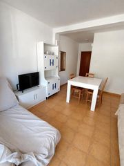 Lloguer Pis a Centro. Alquiler profesores piso de 3 dormitorios en pleno centro de est