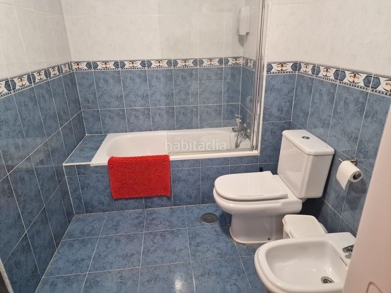 Foto b01d371e-bdfe-443a-a1e4-8377021f8d2c. Alquiler piso  en alquiler en centro de sabinillas en Manilva