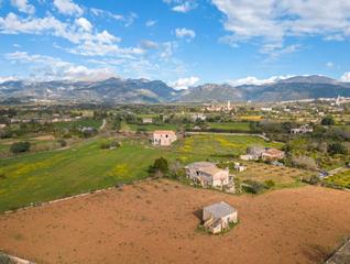 Bauernhof in Búger. Finca rústica con casa en venta en buger, mallorca