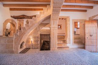 Mas à Ciutat d´Alcúdia. Encantadora casa en venta de pueblo con licencia turística situa