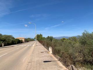 Finca rústica a Son Gual. Solares rústicos en venta en urbanización de son gual cerca de p