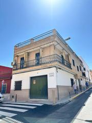 Casa aparellada a Lepanto. Casa en venta en mairena del aljarafe