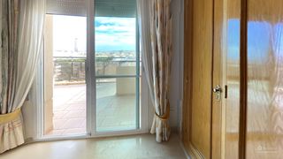 Etagenwohnung en Ejido centro. Piso en planta �nica de 230 metros en el coraz�n de el ejido