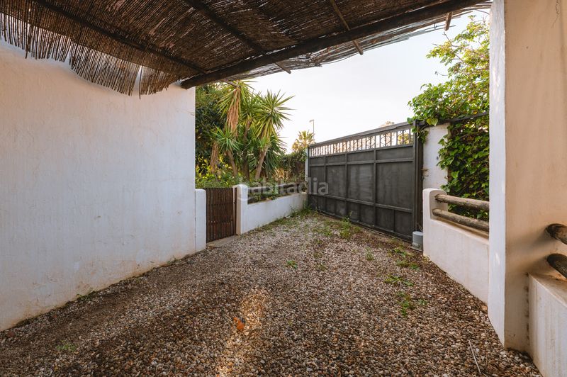 Foto 1f66ef03-1df4-4554-8329-2e8c71cde32d. Xalet amb piscina a Retamar Almería