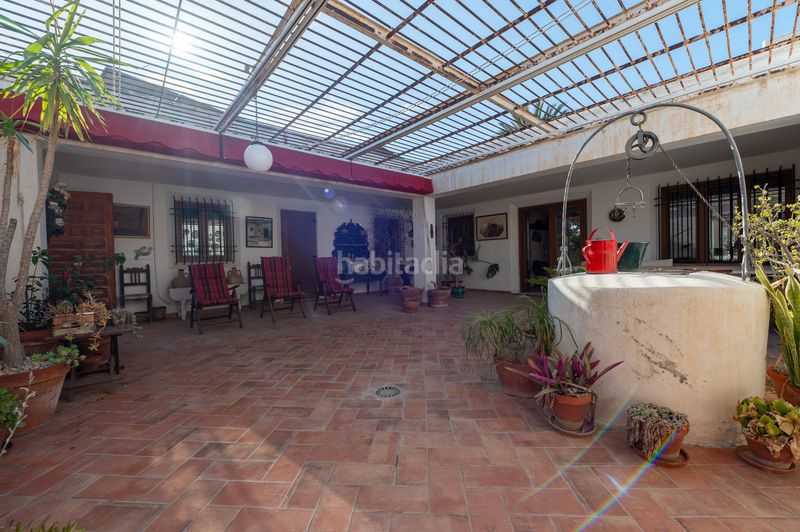 Foto 21ea285e-8c4e-4726-9bf4-0e5d1e5995b6. Xalet amb piscina a Retamar Almería