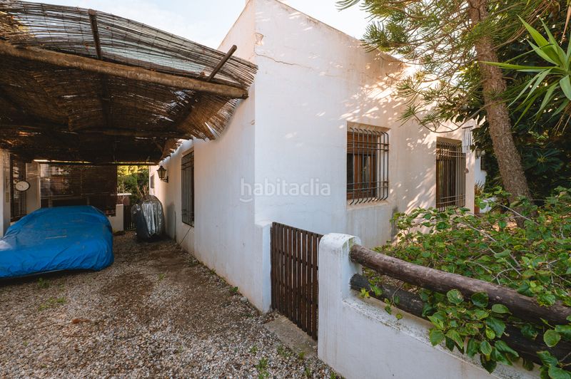 Foto 2fb0f82a-2faf-4bad-b70a-091fa7749470. Xalet amb piscina a Retamar Almería