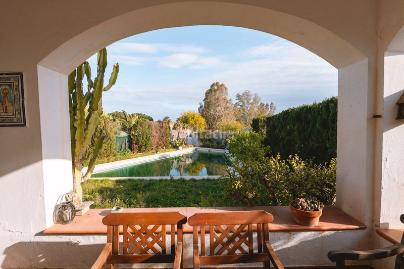 Foto 5fdcbd46-35d1-46e0-b7b4-8853f62cd82a. Xalet amb piscina a Retamar Almería