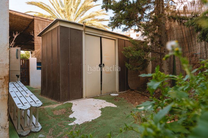 Foto cd221f31-a203-4faf-ba7f-e80f3e81f600. Xalet amb piscina a Retamar Almería