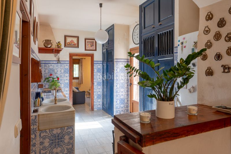 Foto f6da8698-3d33-4057-acc6-8b675ae93a4e. Xalet amb piscina a Retamar Almería