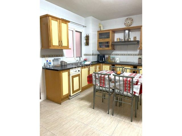 Foto 3cf157f1-e67b-439e-a964-71c3f6e60e5f. Pis a Pabellón - Estación - El Corte Inglés Ejido (El)