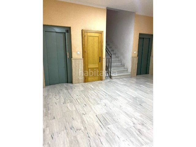 Foto cee236bc-1f64-4819-82f3-6ec09489501c. Pis a Pabellón - Estación - El Corte Inglés Ejido (El)