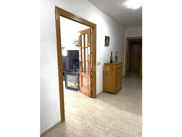 Foto ec928501-ea66-42ac-9e58-8658913d0d25. Pis a Pabellón - Estación - El Corte Inglés Ejido (El)