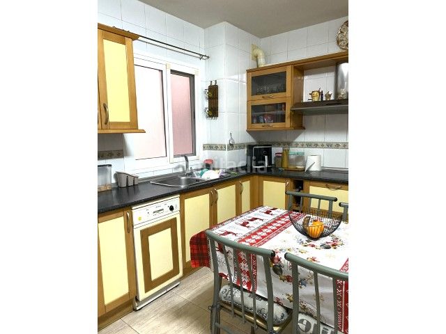 Foto f09104d4-51e4-48c4-823d-af36f3d60fb0. Pis a Pabellón - Estación - El Corte Inglés Ejido (El)