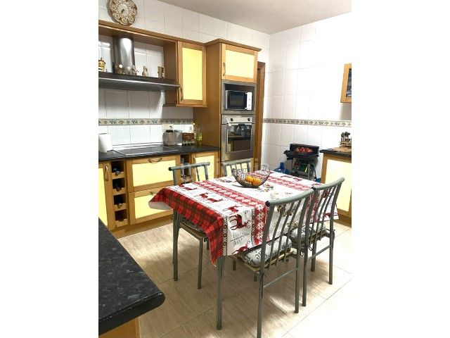 Foto f265117c-d20e-40aa-b4a7-bb11e5fb1449. Pis a Pabellón - Estación - El Corte Inglés Ejido (El)