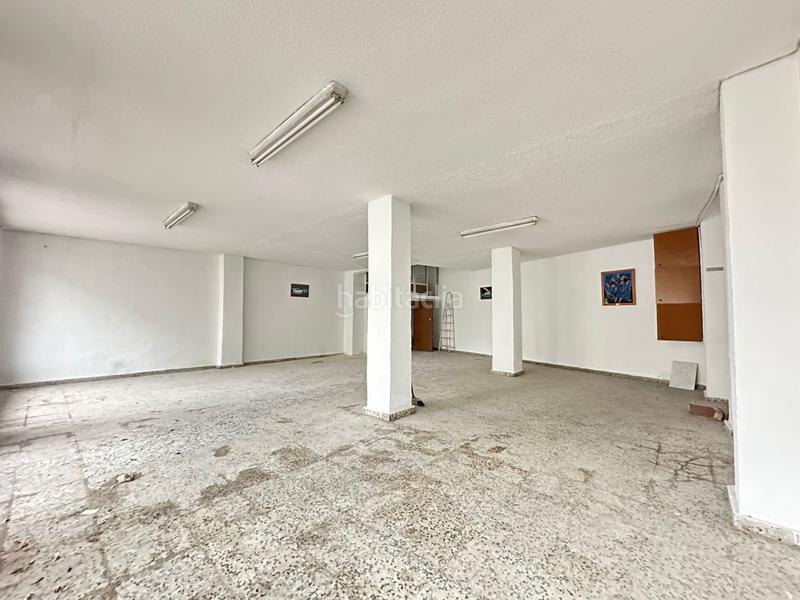 Foto 4543d5dc-2335-4590-b3ef-3bf3b60fd6d1. Alquiler local comercial en carretera de málaga 84 local com. en alquiler en la chana. en Granada